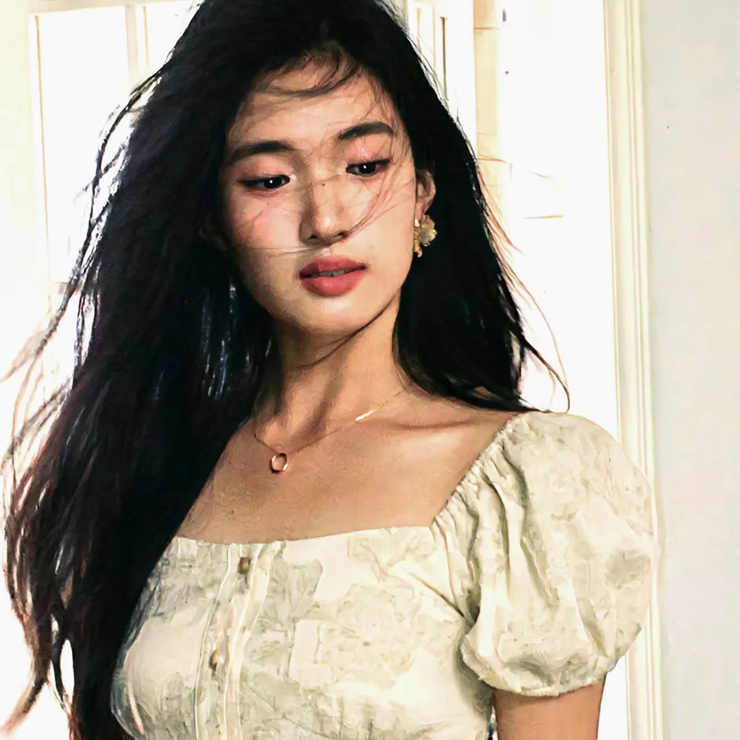 河畔的朔子